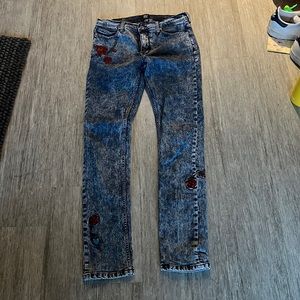 BDG Urban Outfitters 32W Jeans with Rose embroiderments